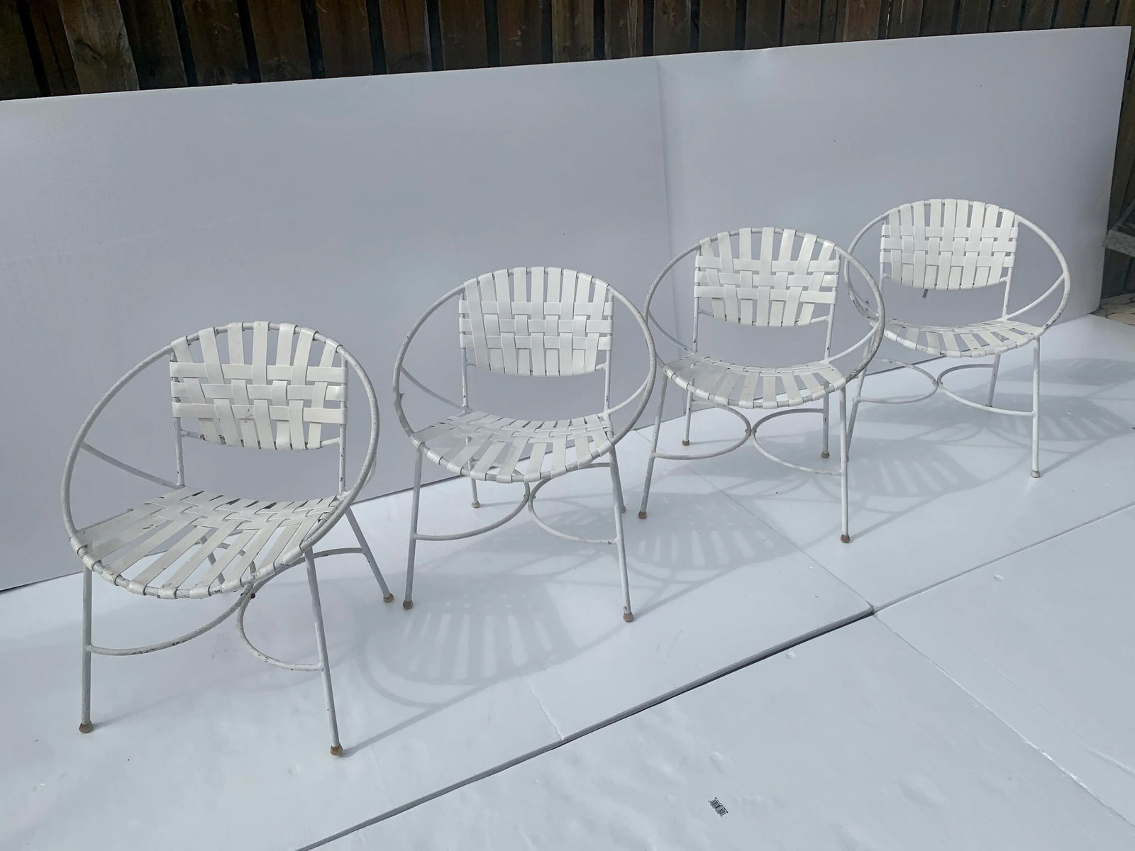 1960s Mid-Century Modern Wrought Iron Patio Set - 9