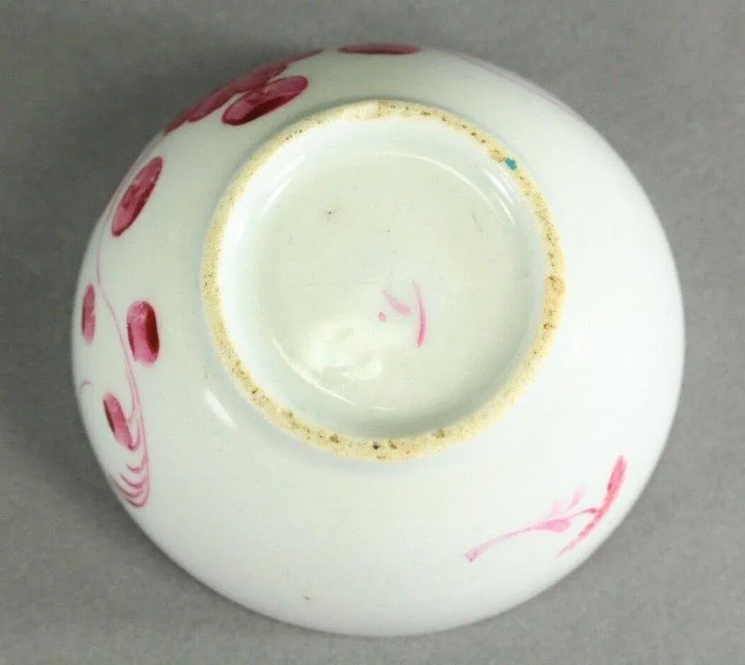 18th Century Pearlware Mulberry Flowers Tea Cup - 6