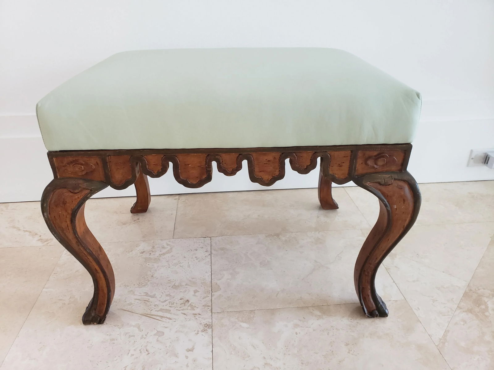 Lucarini Bench by Michael Taylor Designs - 10