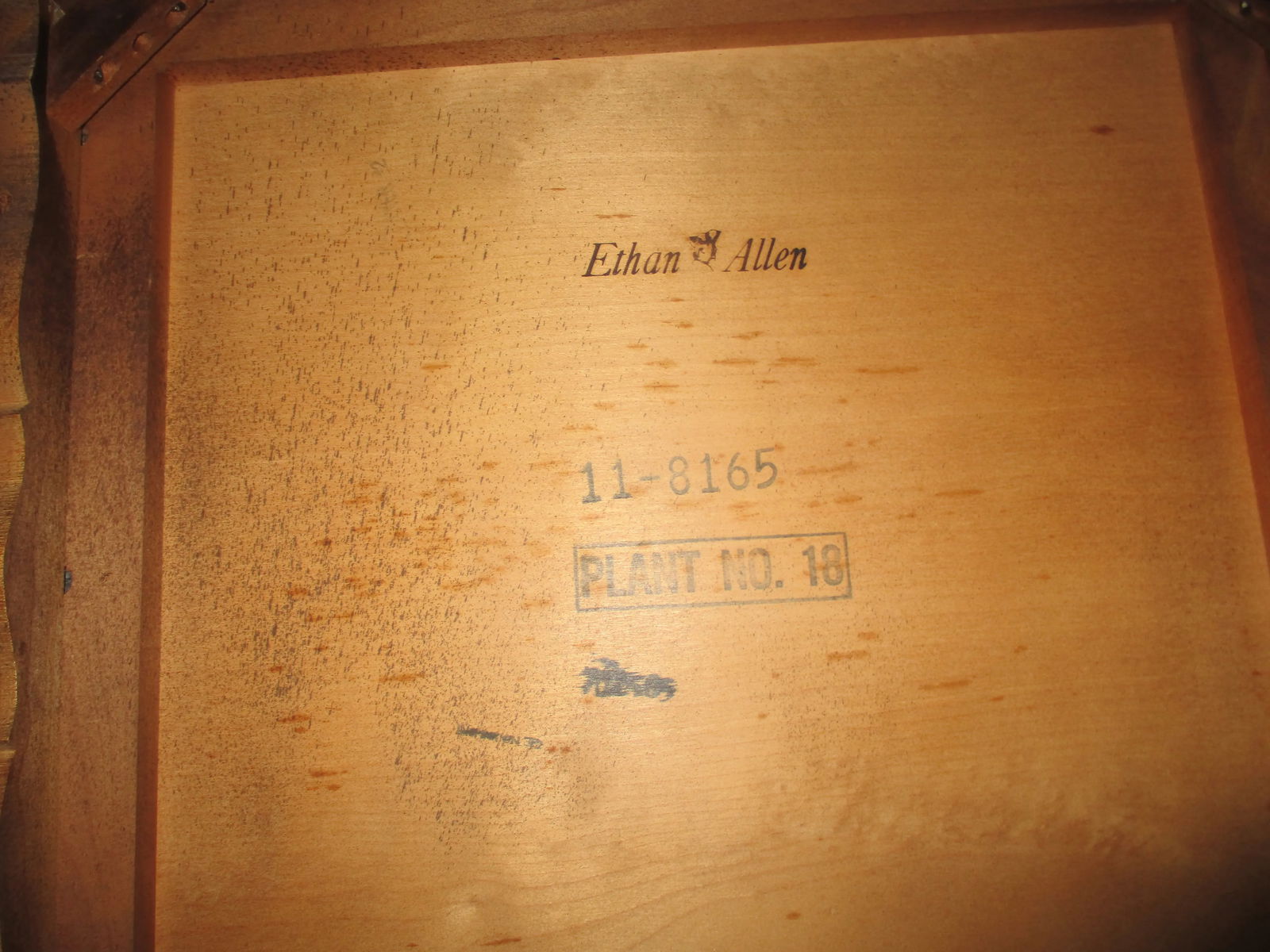 1980s Ethan Allen Georgian Court Square Cherry Cabinet - 10