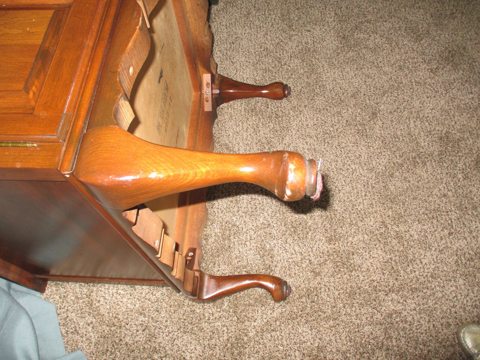 1980s Ethan Allen Georgian Court Square Cherry Cabinet - 11