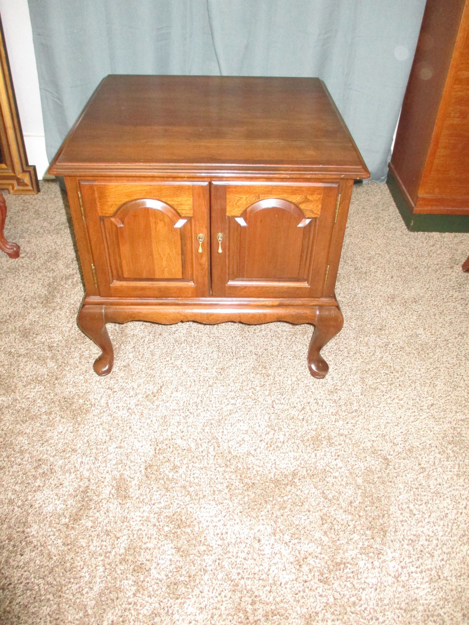 1980s Ethan Allen Georgian Court Square Cherry Cabinet - 13