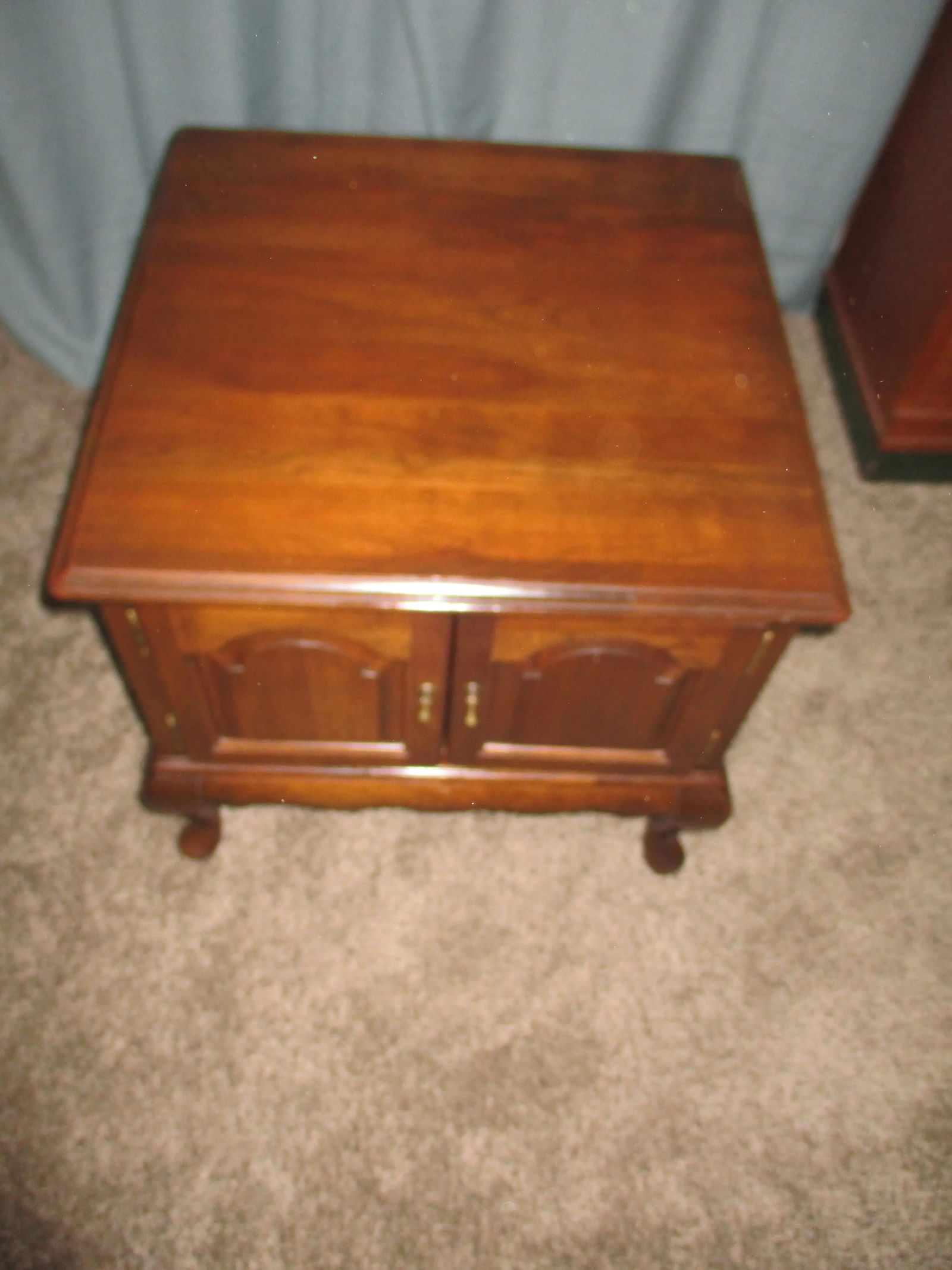 1980s Ethan Allen Georgian Court Square Cherry Cabinet - 4
