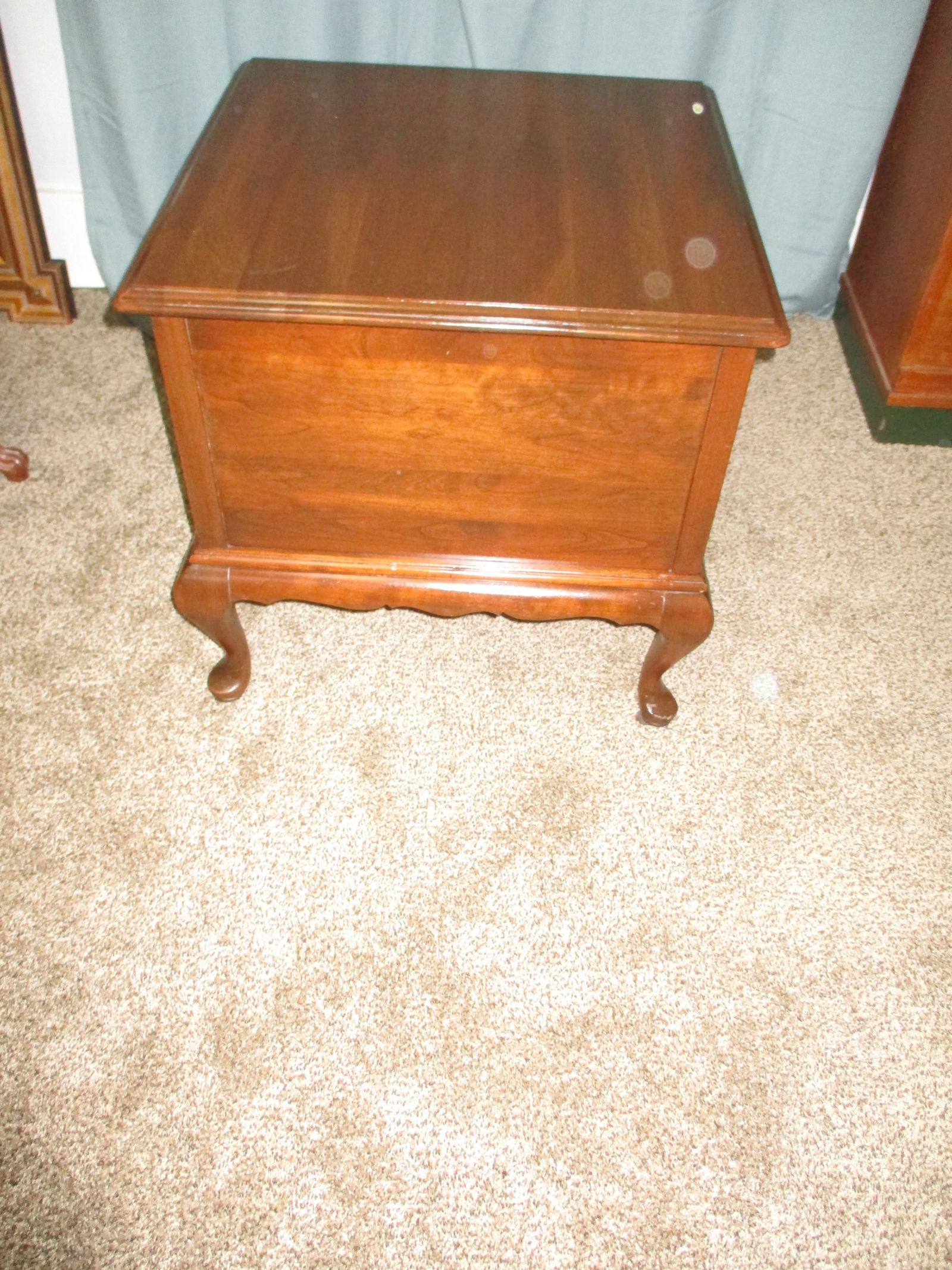 1980s Ethan Allen Georgian Court Square Cherry Cabinet - 6