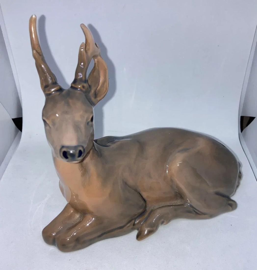 Vintage 1950s Royal Copenhagen Denmark 756 Resting Deer / Buck Porcelain Figurine - 8