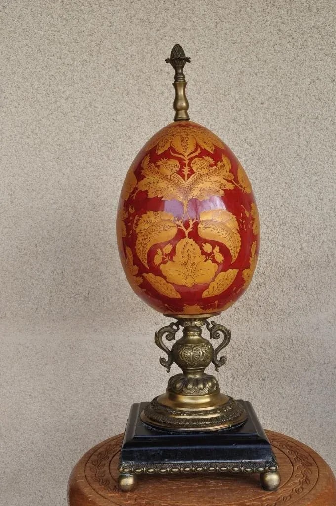 Vintage Hand-Painted Porcelain Egg Sculpture Centerpiece on Brass and Marble Stand - 7