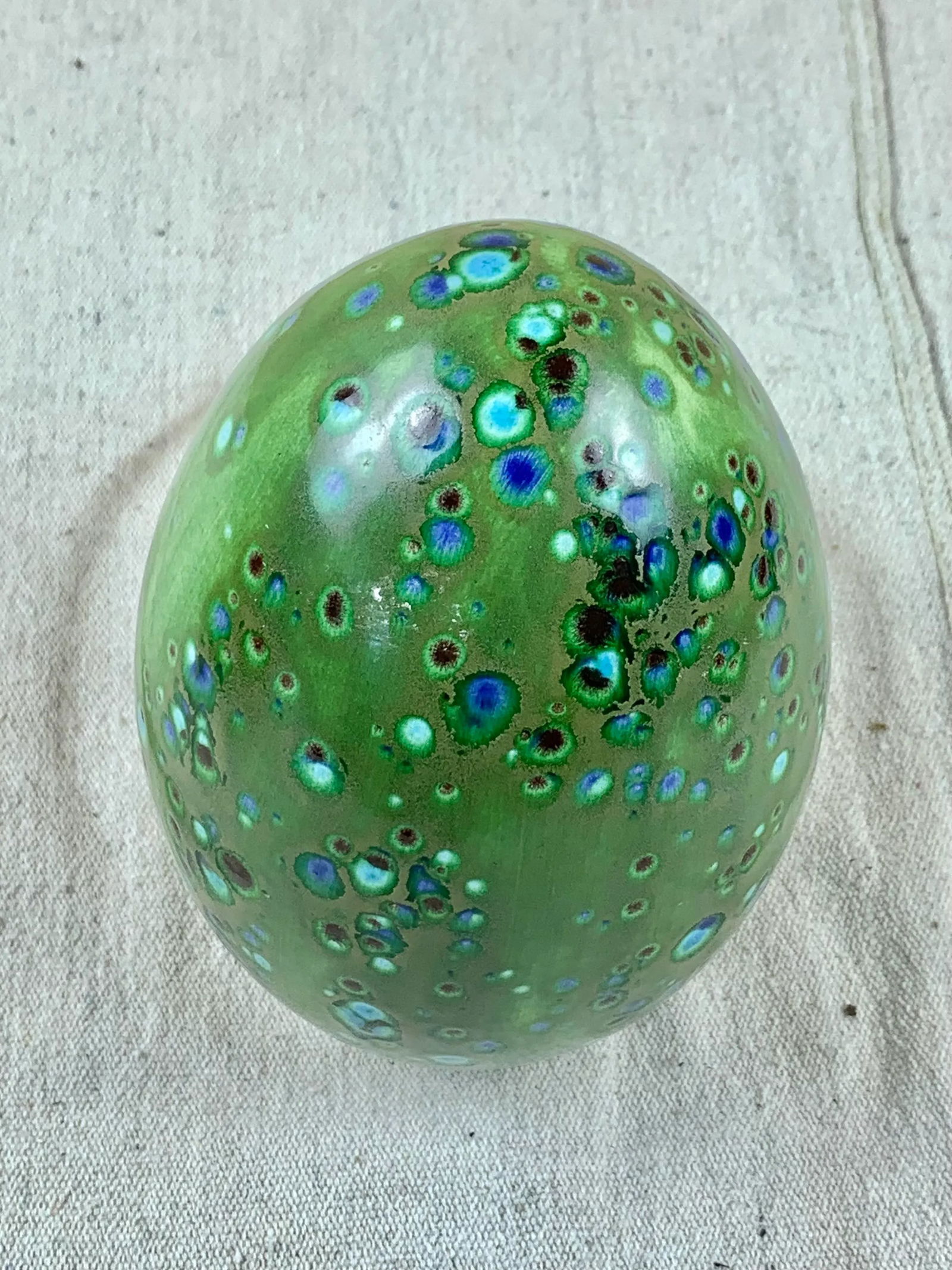 Vintage Large Green Speckled Ceramic Egg - 3