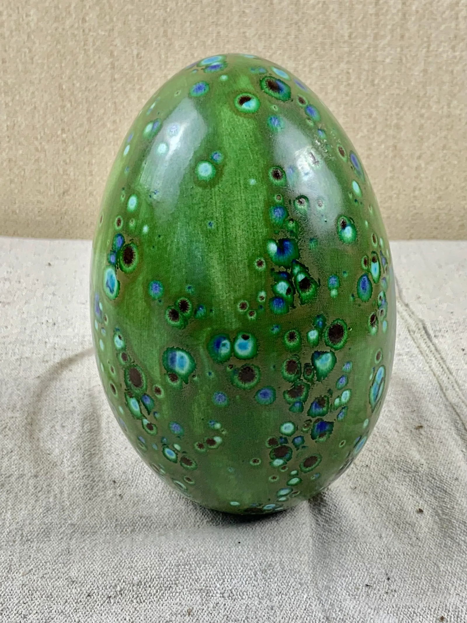 Vintage Large Green Speckled Ceramic Egg - 4