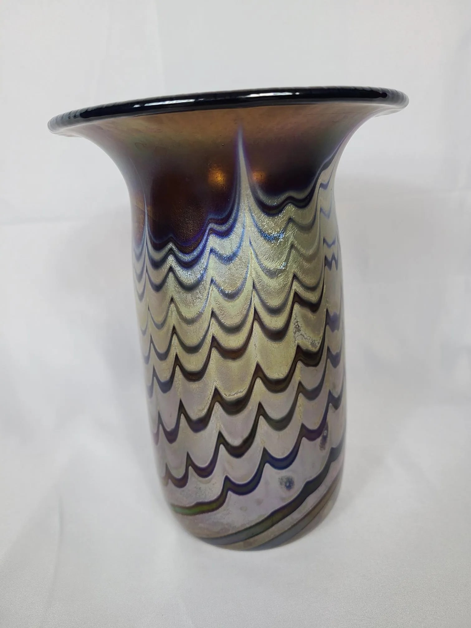 Michael Shearer 1979 Iridescent Oxide Glass Vase - 7
