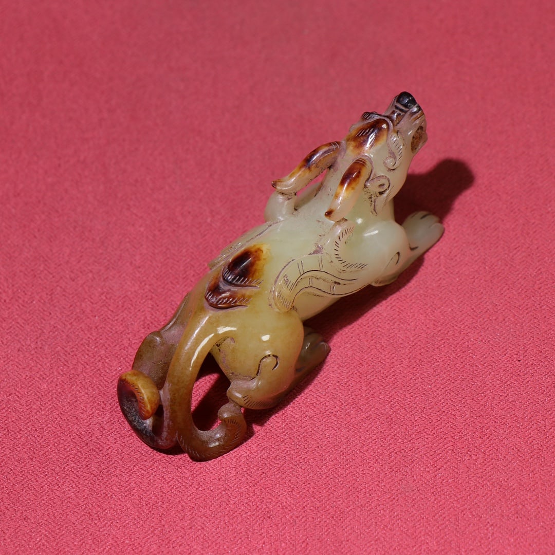 Old Chinese Hetian Jade Beast Statue - 9