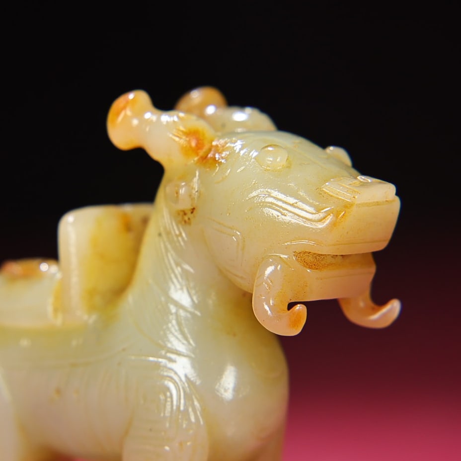 Old Chinese Hetian Jade Beast Statue - 6