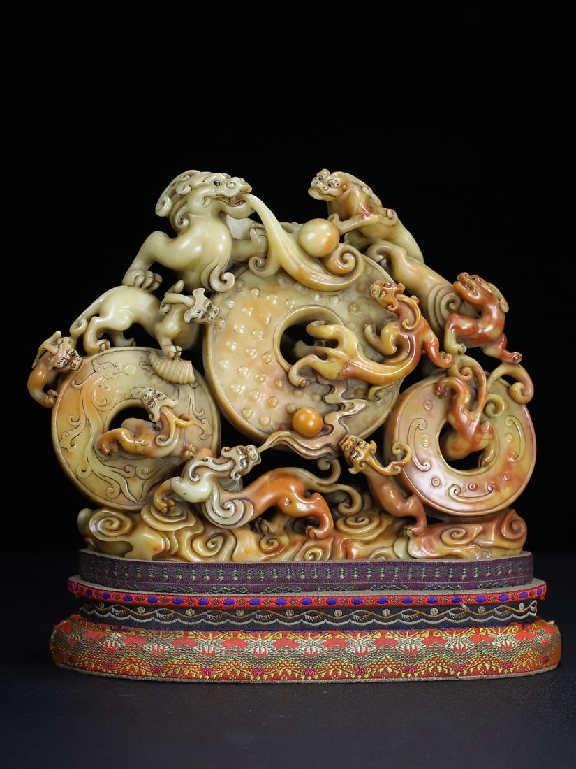 Chinese Shoushan Stone Hand Carved Chi Dragon Seal Statue (1 of 10)