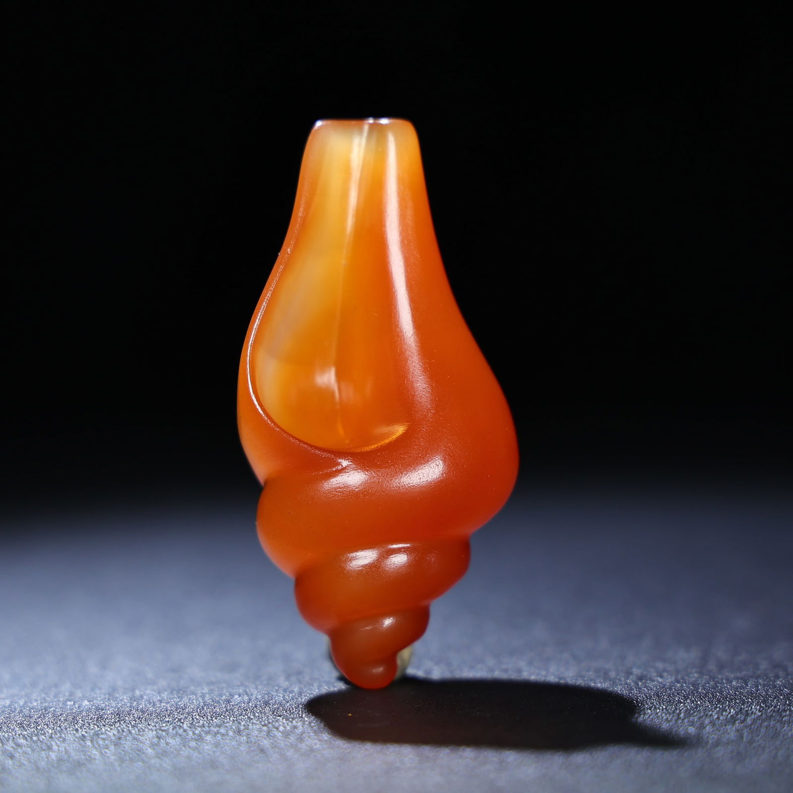 Beautiful Chinese Agate Conch Statue - 2