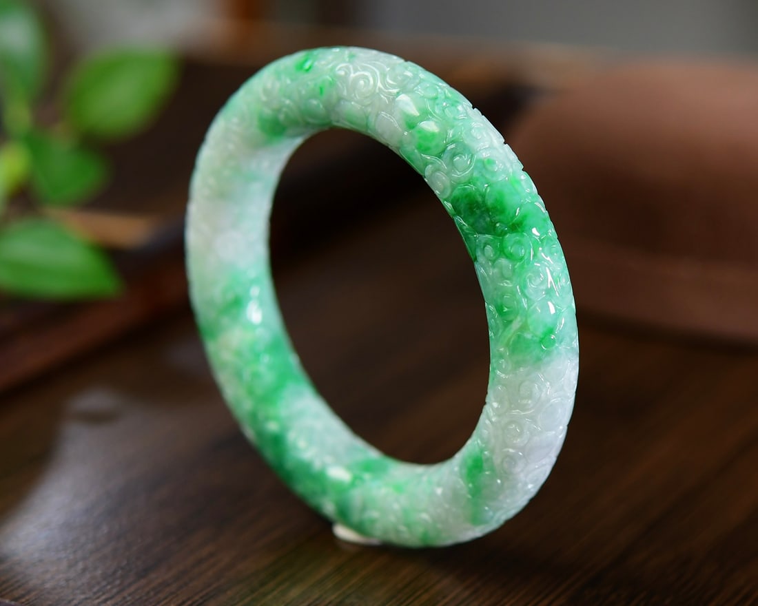 Inside Diameter 56mm Jadeite Bracelet with Certificate (1 of 6)