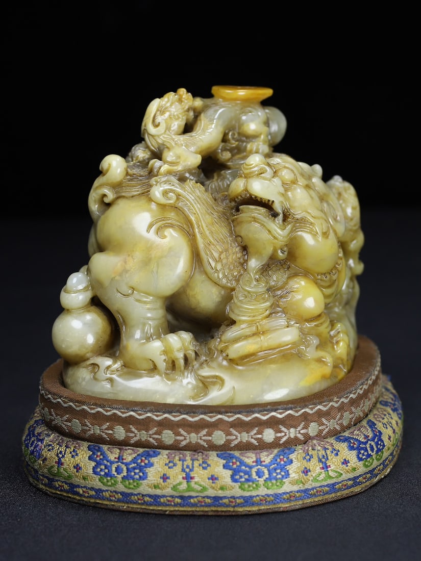 Old Chinese Shoushan Stone Beast & Chi Dragon Seal Statue - 3