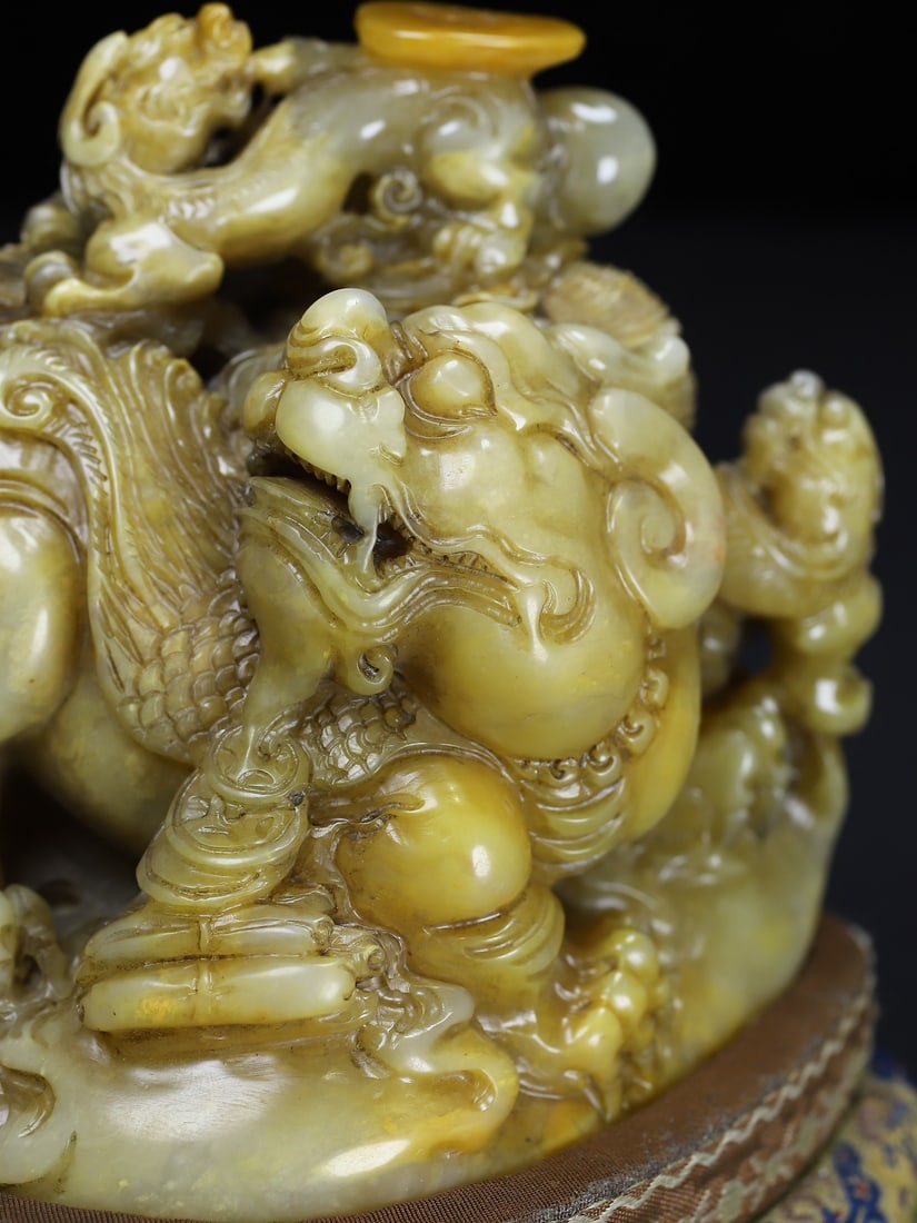 Old Chinese Shoushan Stone Beast & Chi Dragon Seal Statue - 5