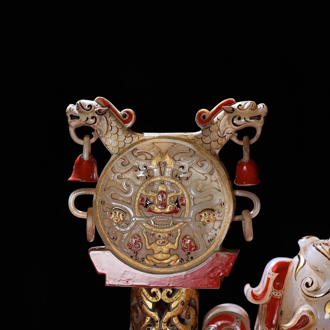 Chinese Qing Dynasty Hand Drawn Hetian Jade Beast Statue - 5