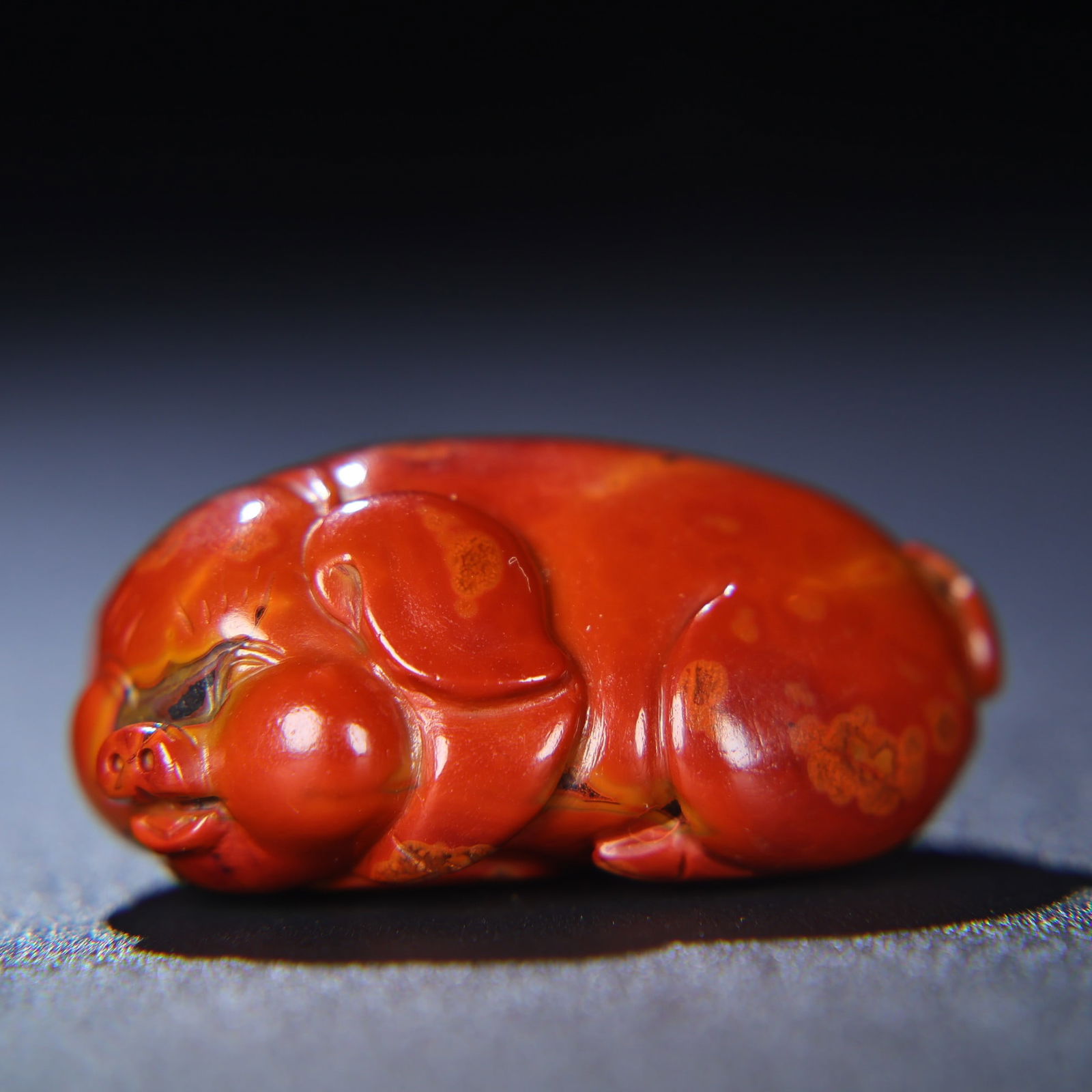 Chinese Zhanguo Hong Agate Small Pig Statue - 3