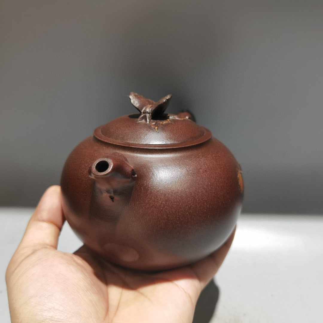 Chinese Yixing Zisha Clay Teapot w Artist Signed - 2