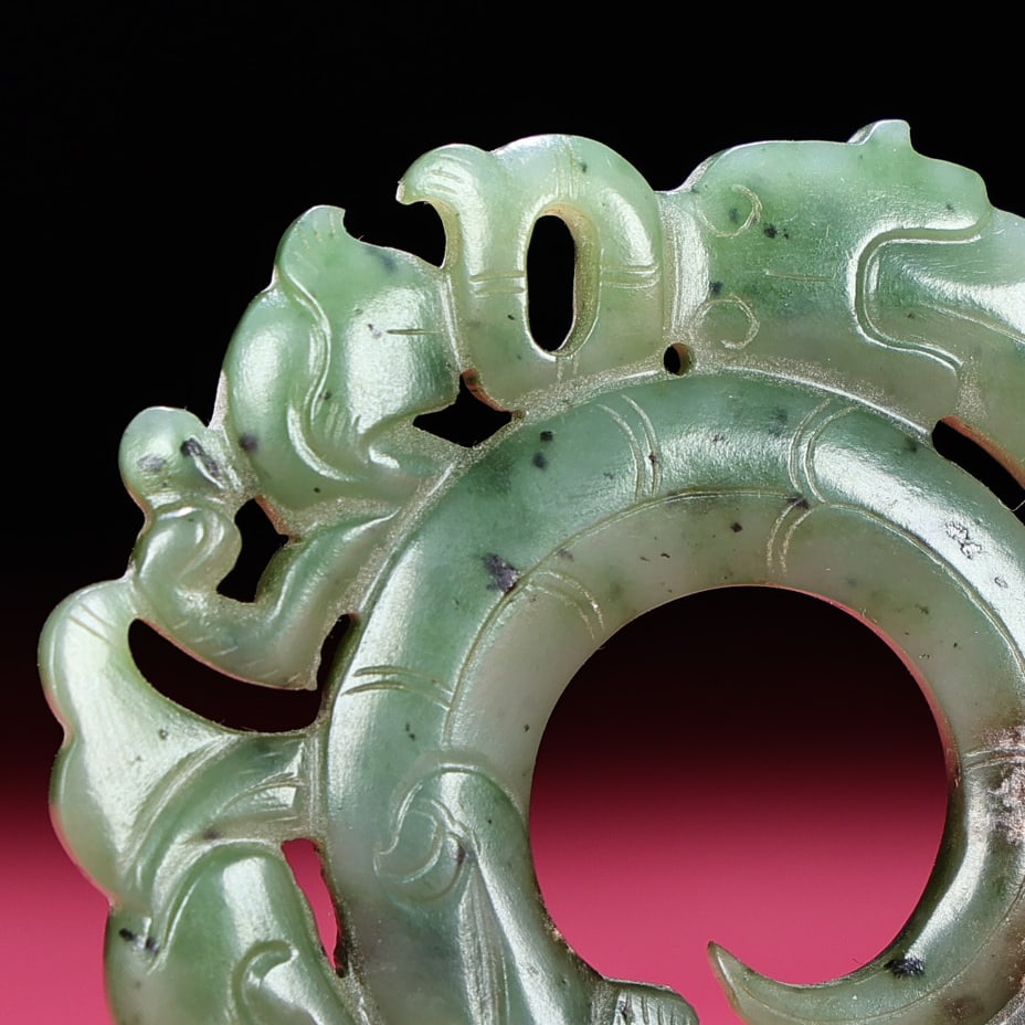 Chinese Green Hetian Jade Chi Dragon Pendant - 3
