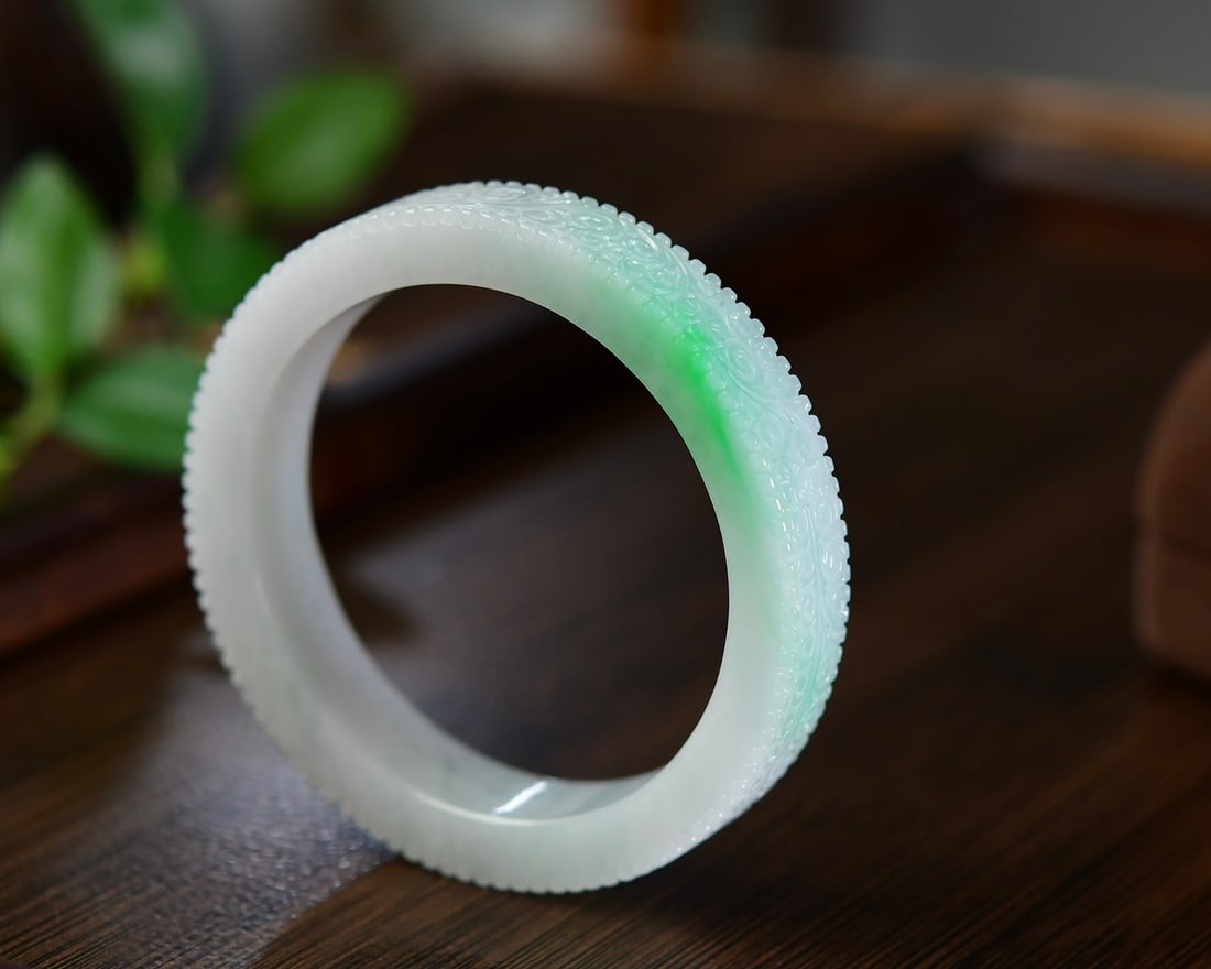 Inside Diameter 56mm Jadeite Bracelet with Certificate (1 of 6)