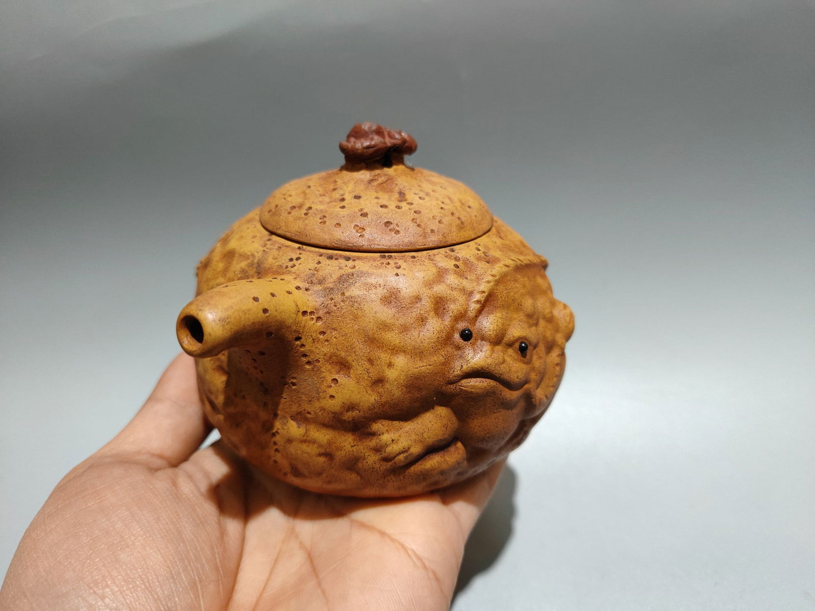 Chinese Yellow Yixing Zisha Clay Fortune Toad Teapot - 2