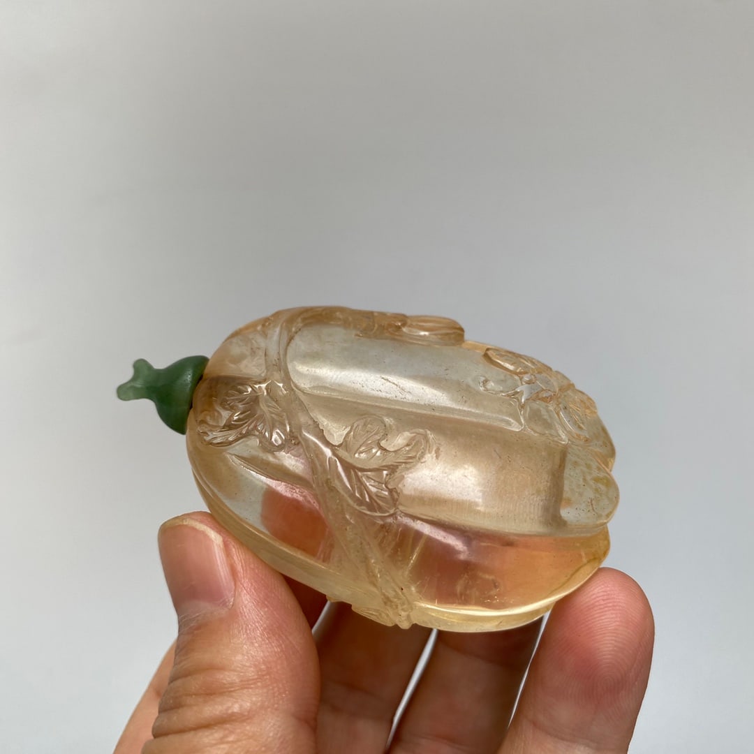 Old Chinese Crystal Melon Snuff Bottle - 7