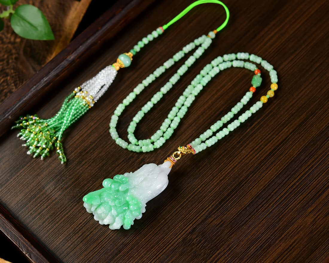 Hand-carved Natural Jadeite Cabbage Pendant - 3