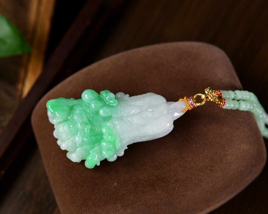 Hand-carved Natural Jadeite Cabbage Pendant - 4