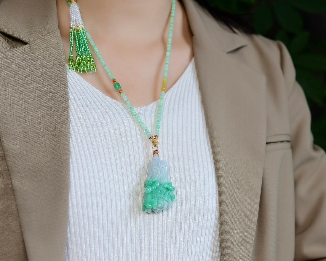 Hand-carved Natural Jadeite Cabbage Pendant - 6