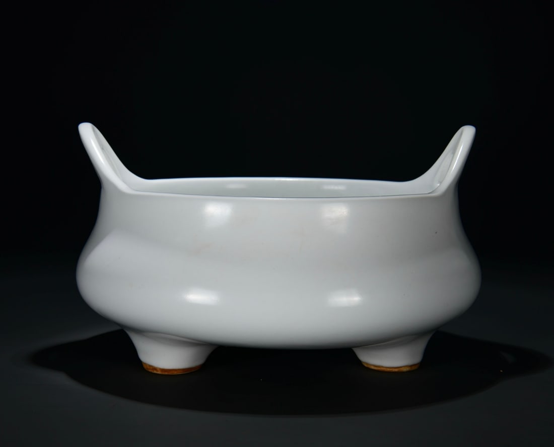 Chinese White Glaze Porcelain Incense Burner (1 of 8)