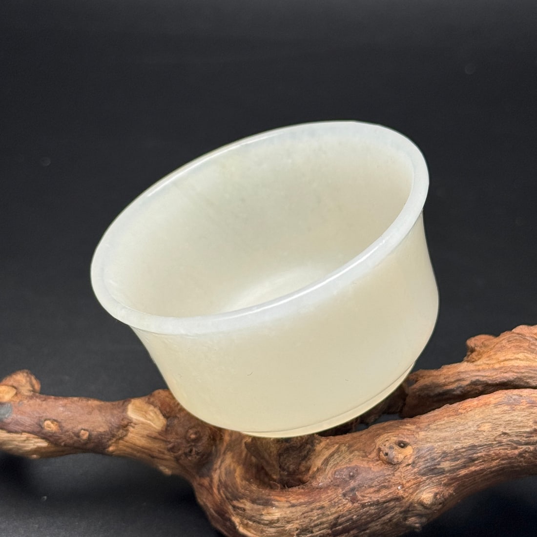 Superb Chinese White Hetian Jade Wine Cup - 2