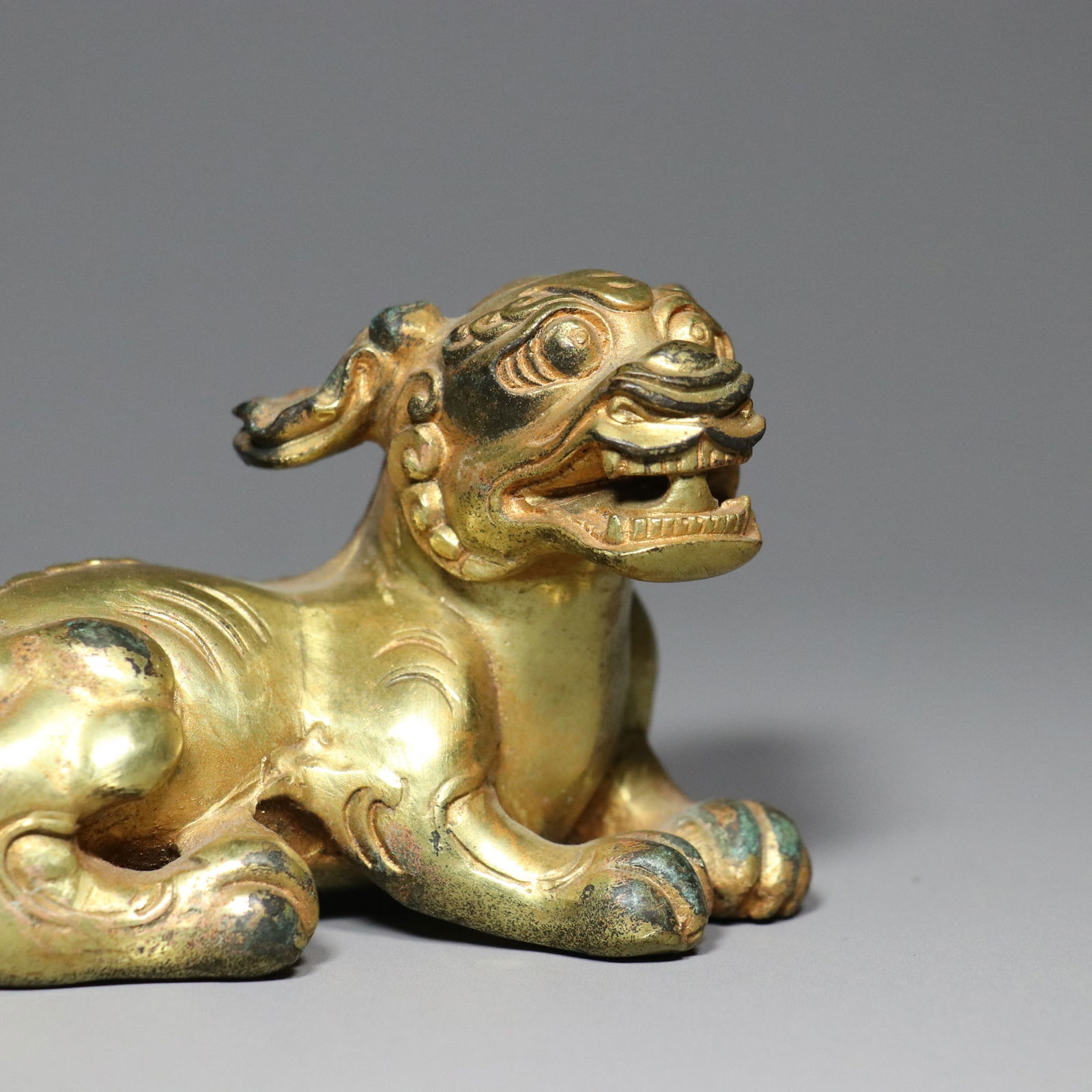 A Pair Chinese Gilt Gold Copper Beast Statue - 7
