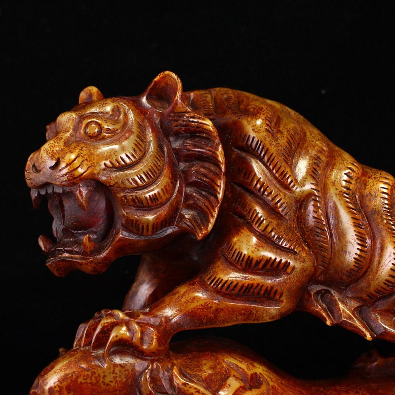 Vintage Hetian Jade Hand Carved Tiger Statue - 2