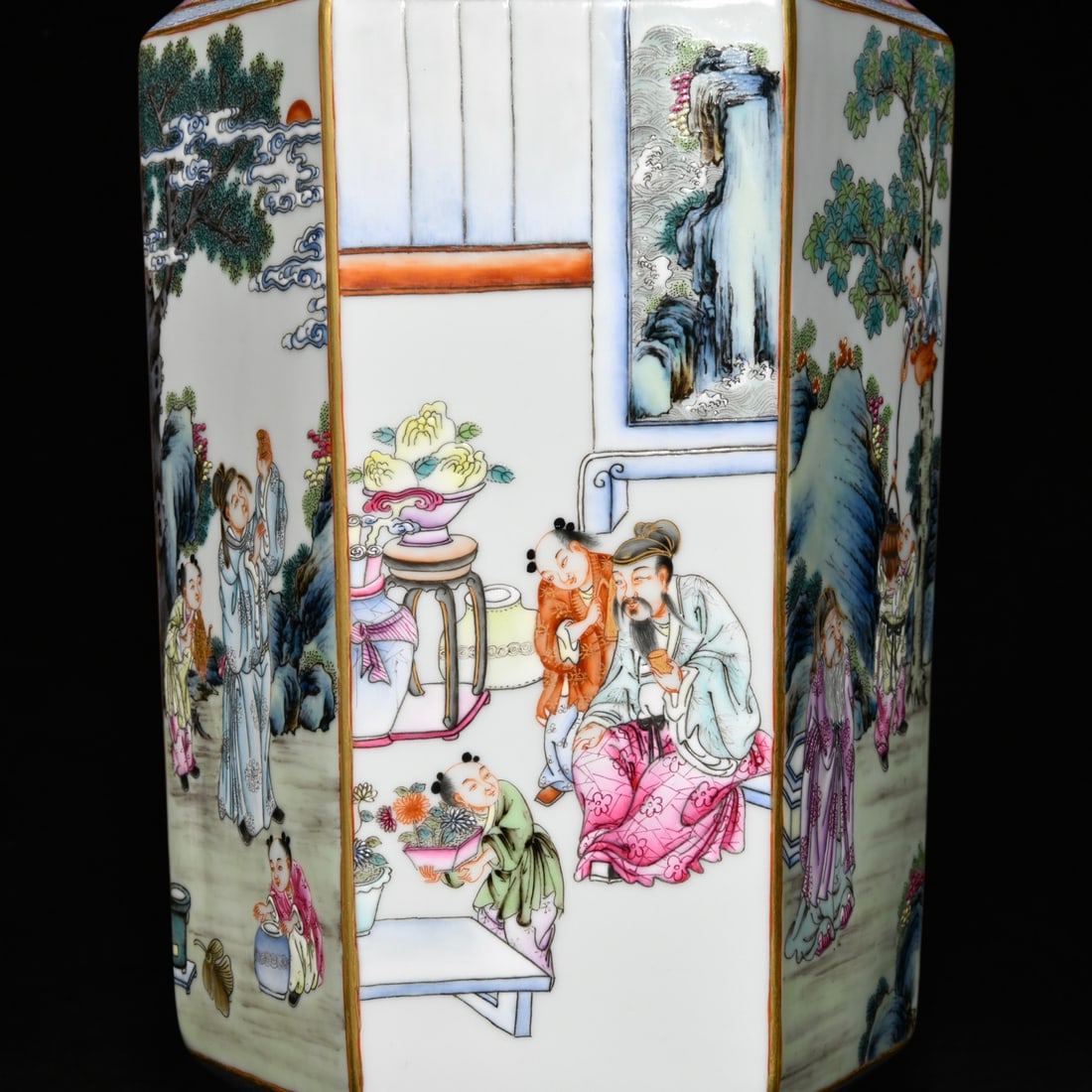Chinese Famille Rose Figure Design Porcelain Vase - 5