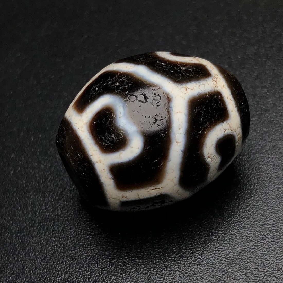 Old Tibetan DZI Agate Lucky Pendant - 2