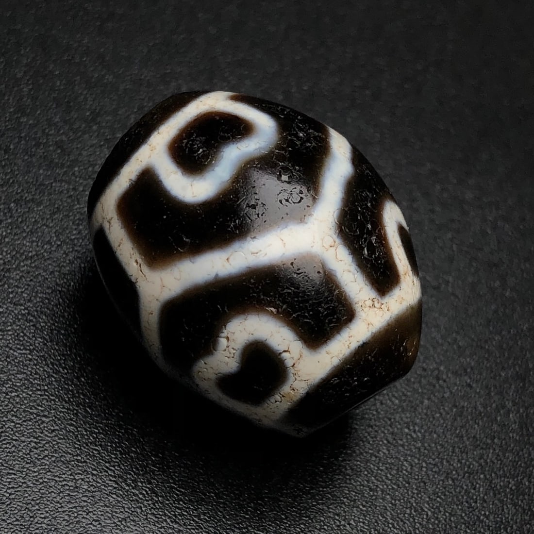 Old Tibetan DZI Agate Lucky Pendant - 5