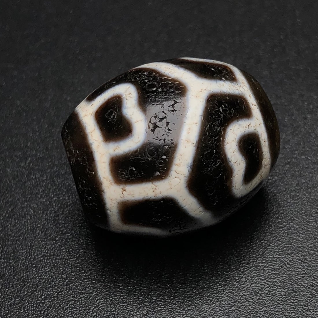 Old Tibetan DZI Agate Lucky Pendant - 7