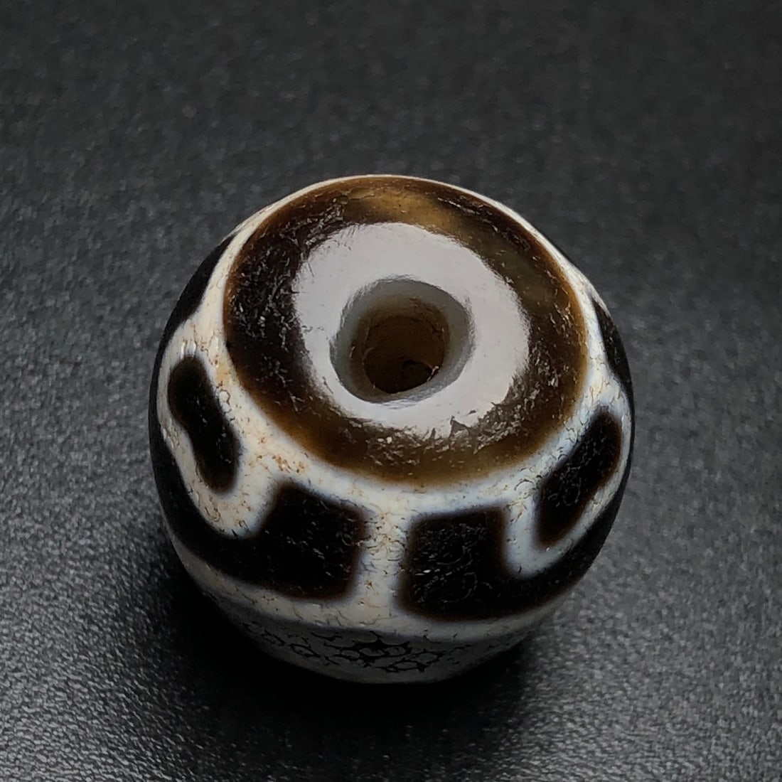 Old Tibetan DZI Agate Lucky Pendant - 9