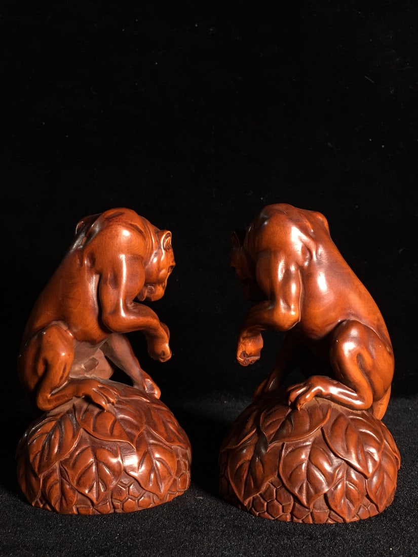 A Pair Vintage Chinese Boxwood Wood Carved Leopard Statues - 4