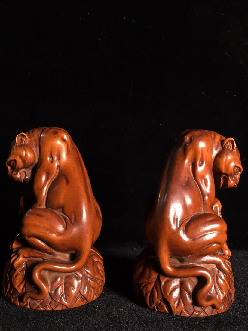 A Pair Vintage Chinese Boxwood Wood Carved Leopard Statues - 6