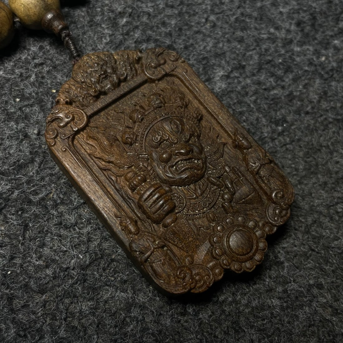 Chinese Chenxiang Wood Carved Yellow Jambhala Pendant w Beads Necklace & Box - 7