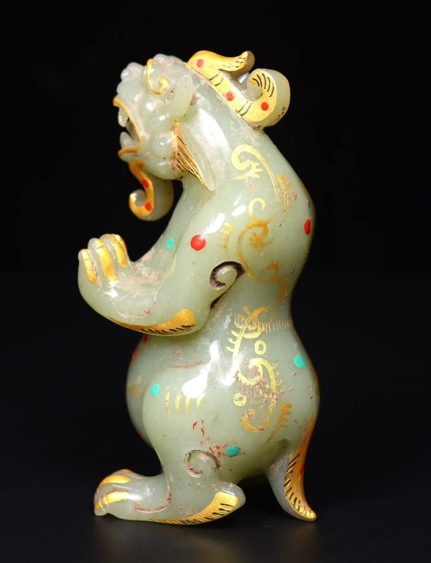 Chinese Gilt Gold Colored Drawing Hetian Jade Carved Fortune Beast Statue - 2