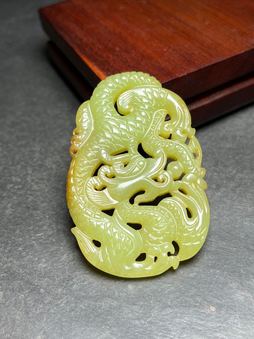 Chinese Hetian Jade Hand Carved Fortune Dragon Pendant - 5