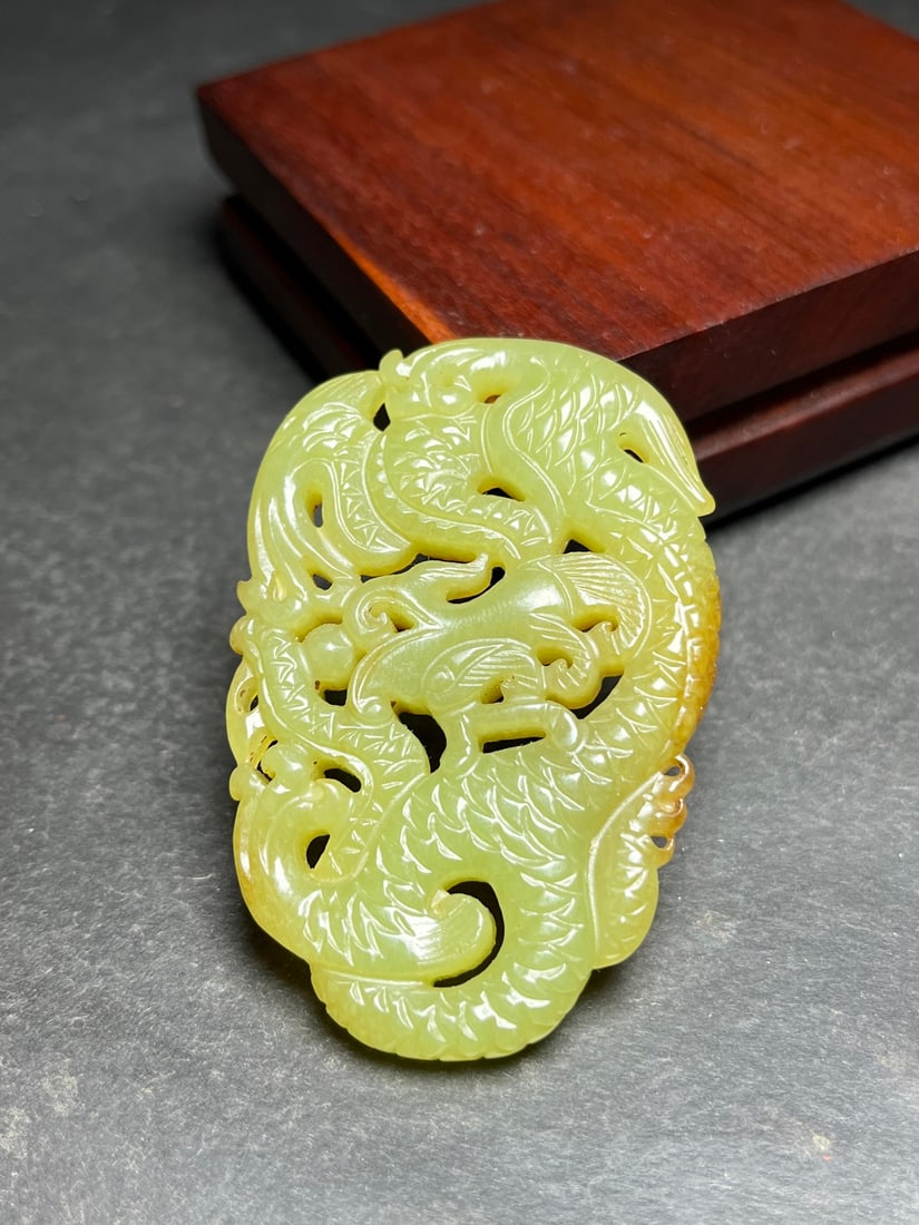 Chinese Hetian Jade Hand Carved Fortune Dragon Pendant - 7