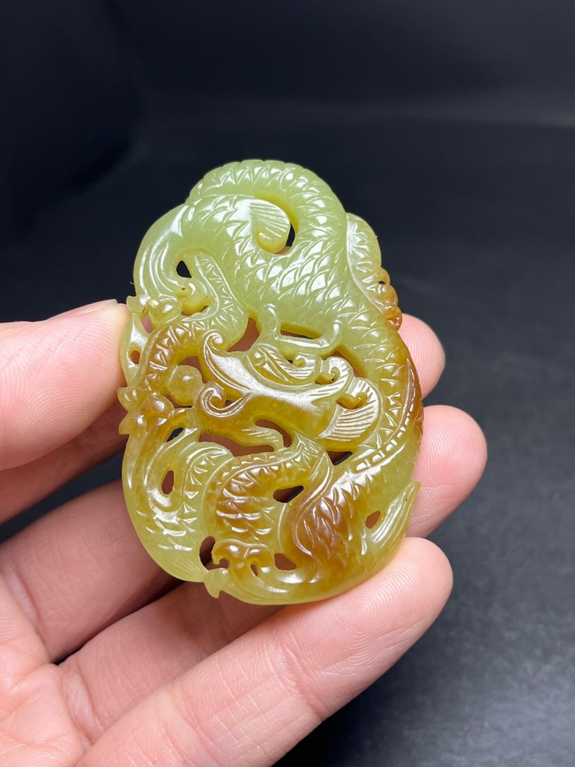 Chinese Hetian Jade Hand Carved Fortune Dragon Pendant - 8
