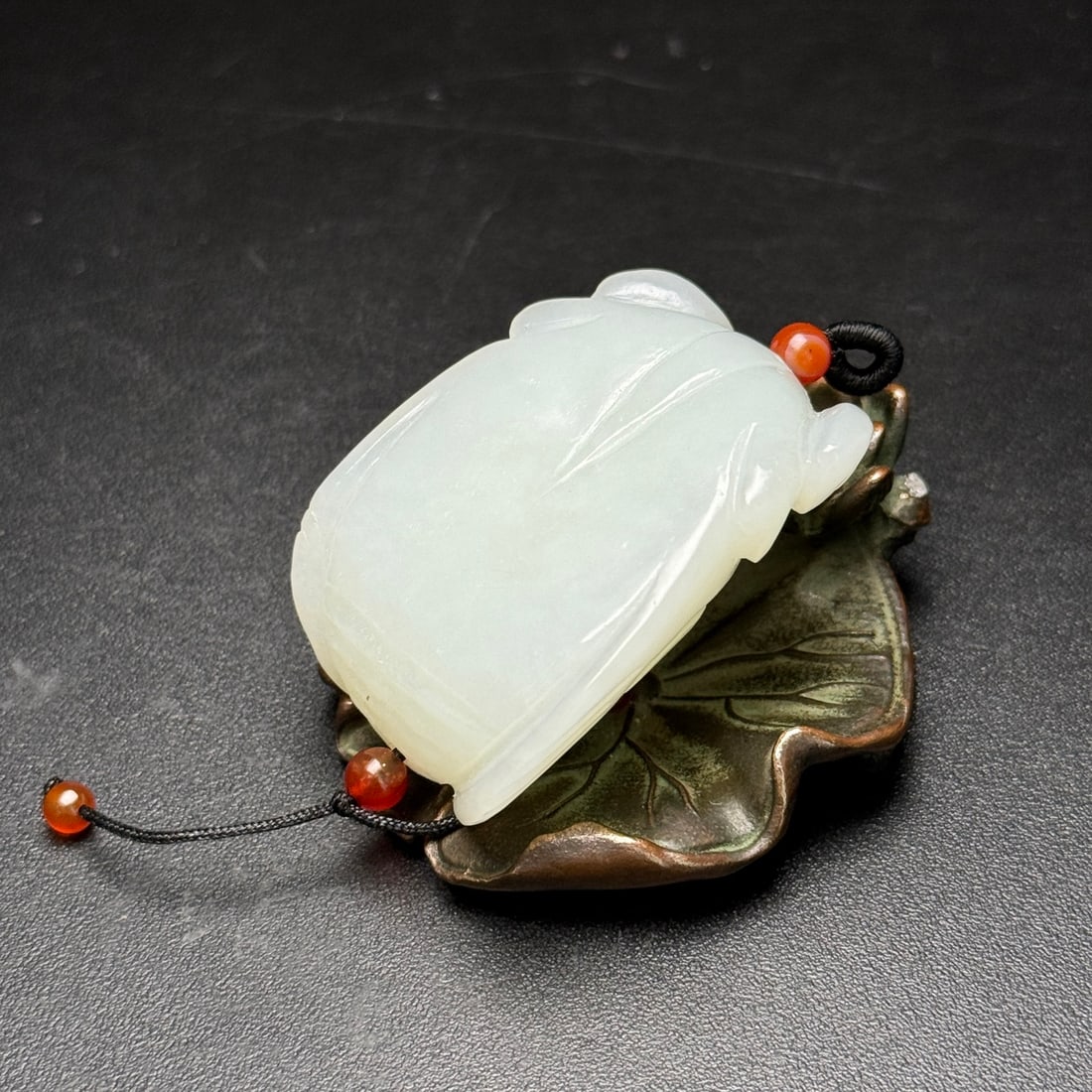 Chinese Hetian Jade Carved Fortune Cicada Pendant - 4