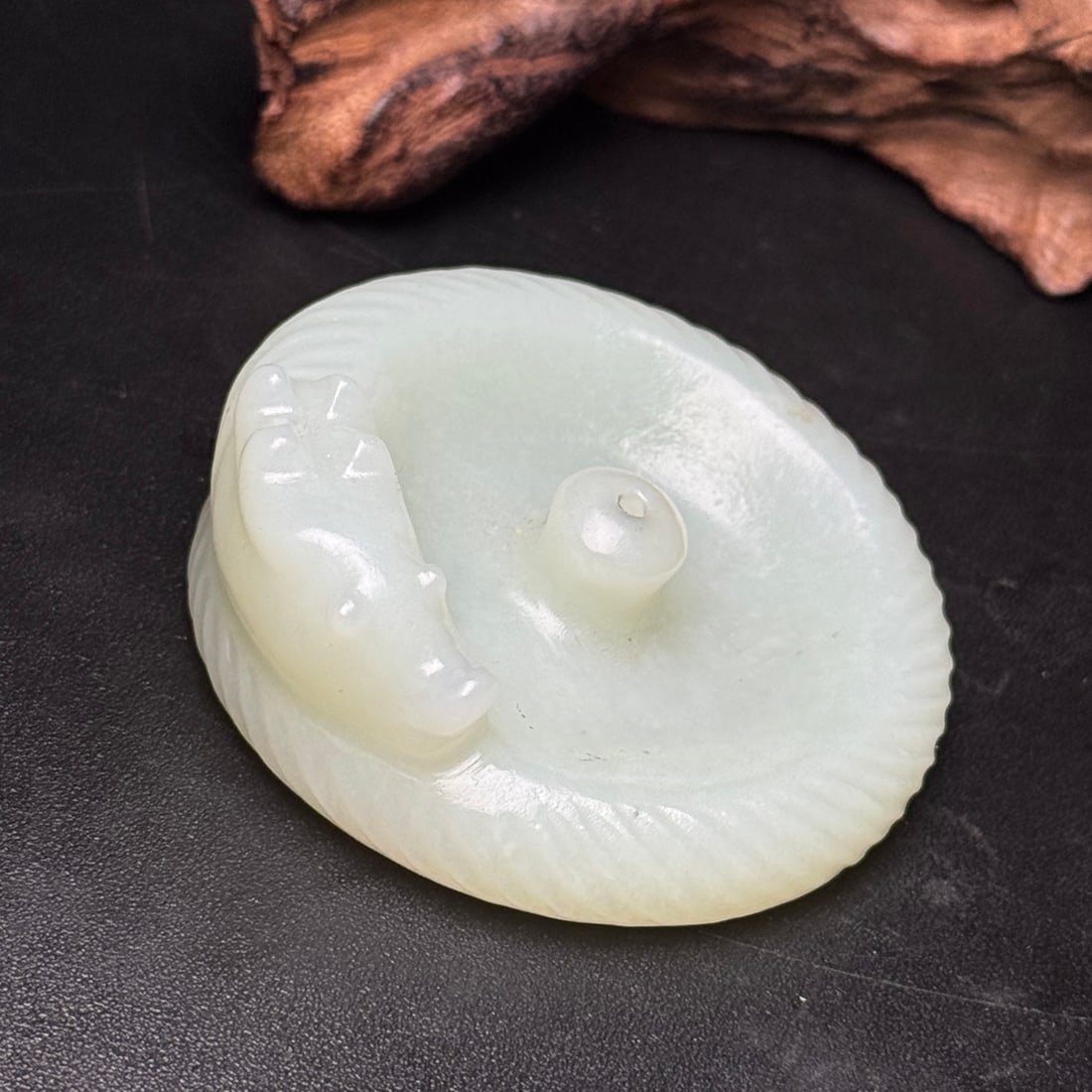 Chinese Hetian Jade Carved Dragon Incense Burning Tool - 4