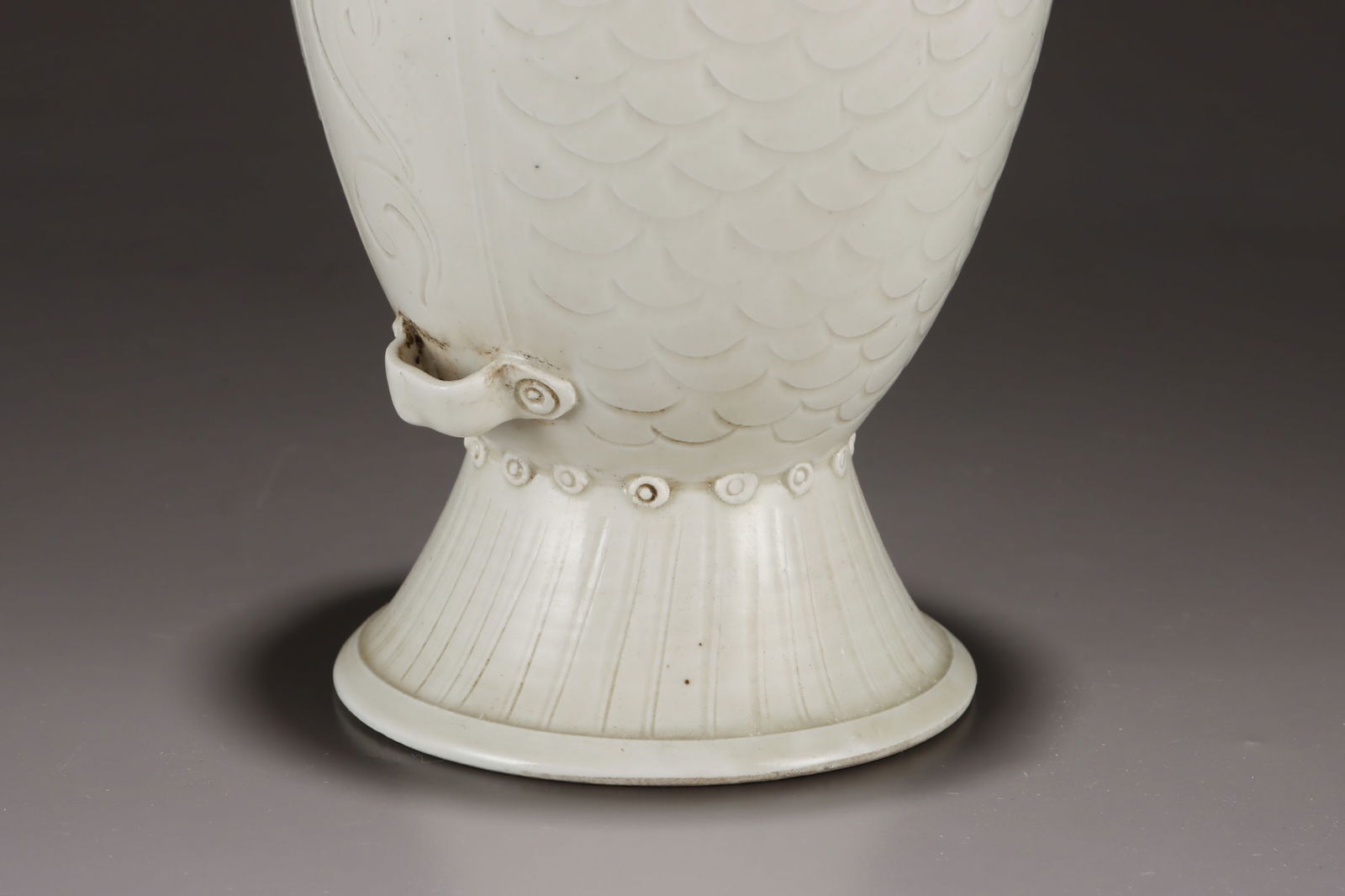 Chinese Ding Kiln Fish Shape Porcelain Vase w Box - 5