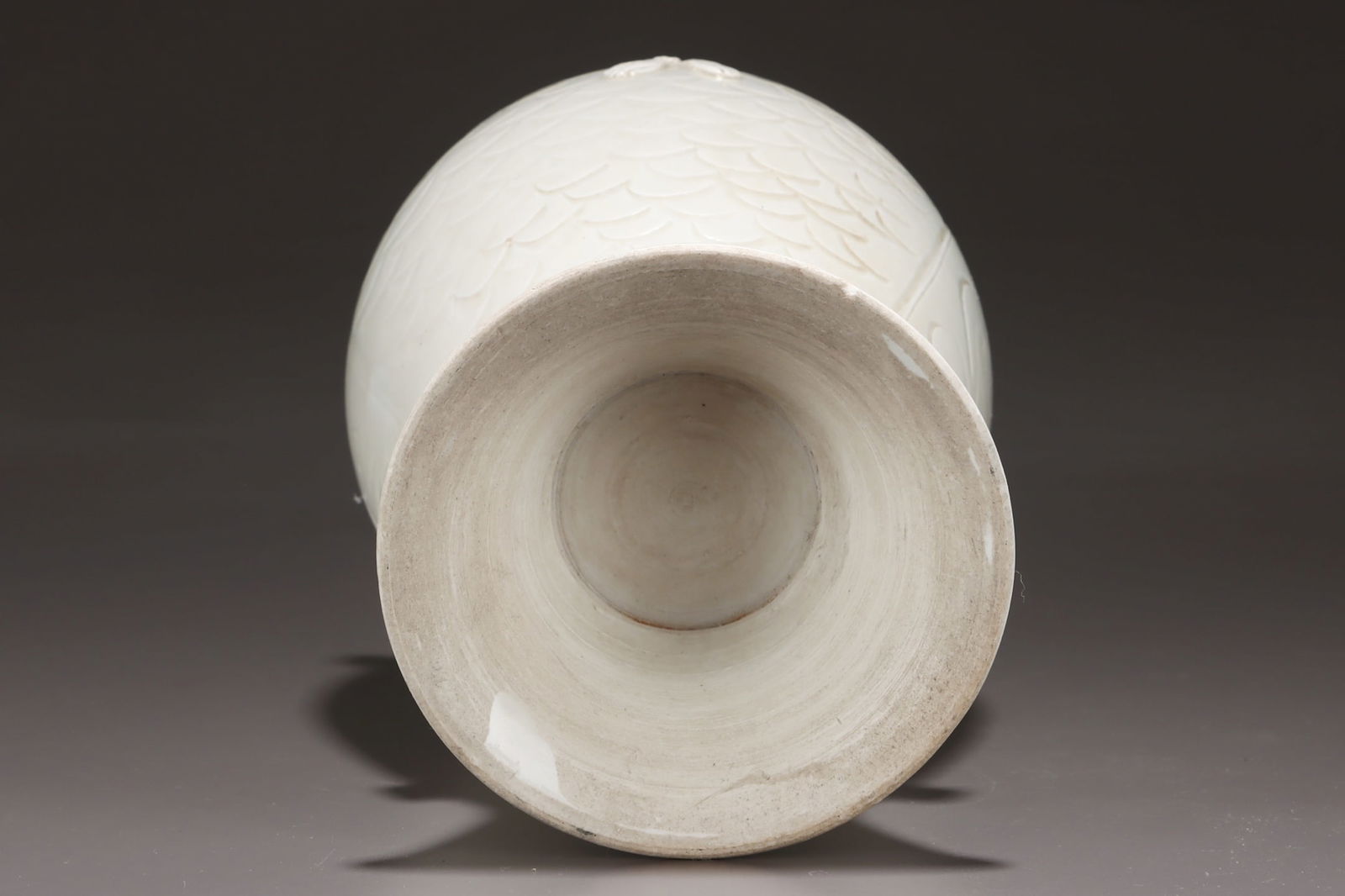 Chinese Ding Kiln Fish Shape Porcelain Vase w Box - 8